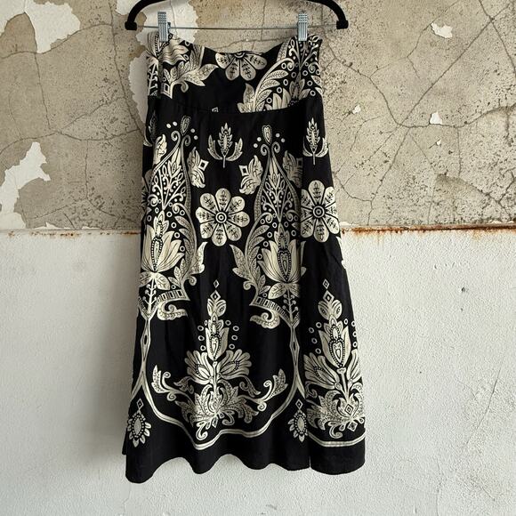 Floral Linen A-Line Midi Black White Skirt Size 4 Side Zip - Picture 1 of 6
